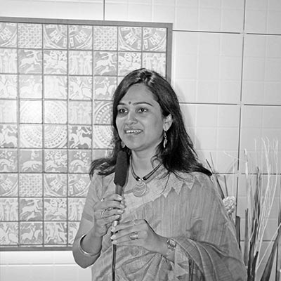 AR. PROF. KAVITA MURUGKAR,